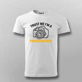 Trust Me Im A Photographer T-Shirt For Men India